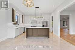 1 RICHMOND PARK DRIVE | Georgina Ontario | Slide Image Six