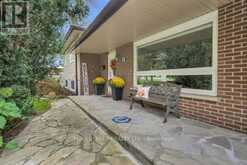 29 JOHNSTON STREET | Georgina Ontario | Slide Image Two