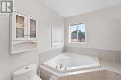 44 ANTIQUE DRIVE | Richmond Hill Ontario | Slide Image Twenty-seven