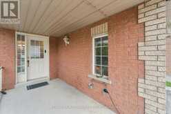 44 ANTIQUE DRIVE | Richmond Hill Ontario | Slide Image Two