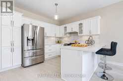 240 ASPENWOOD DRIVE | Newmarket Ontario | Slide Image Eleven