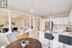 240 ASPENWOOD DRIVE | Newmarket Ontario | Slide Image Fifteen