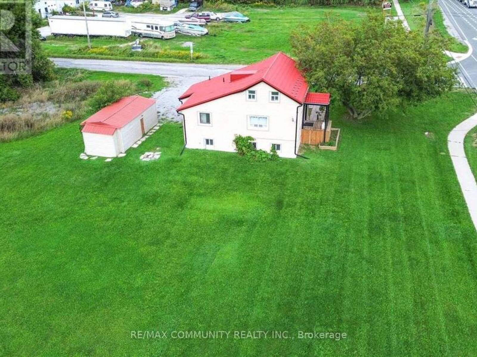 6 SUNKIST ROAD, Georgina, Ontario L0E 1N0
