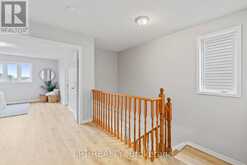 31 LAURENDALE AVENUE | Georgina Ontario | Slide Image Fifteen