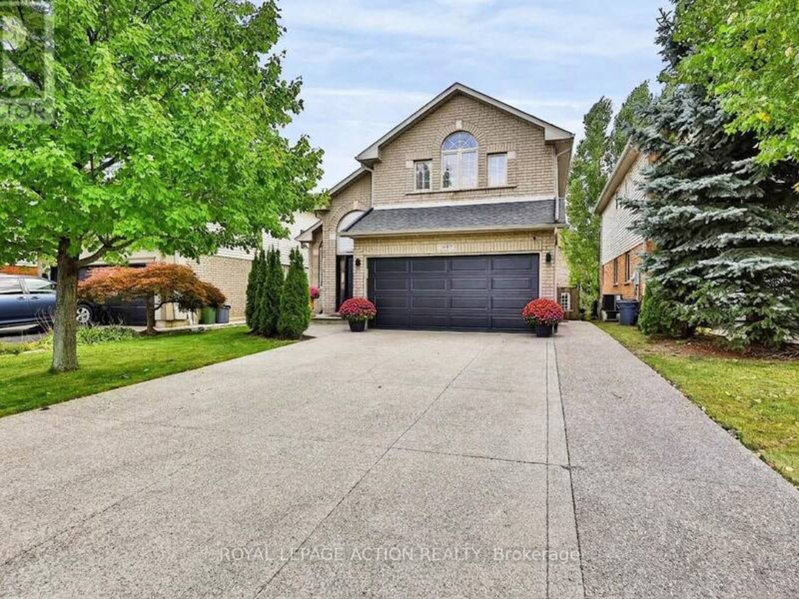 48 HOLKHAM AVENUE, Hamilton, Ontario L9K 1N9
