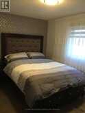 40 LYTON CRESCENT | Hamilton Ontario | Slide Image Twelve