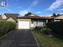 40 LYTON CRESCENT | Hamilton Ontario | Slide Image One