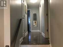 40 LYTON CRESCENT | Hamilton Ontario | Slide Image Eight