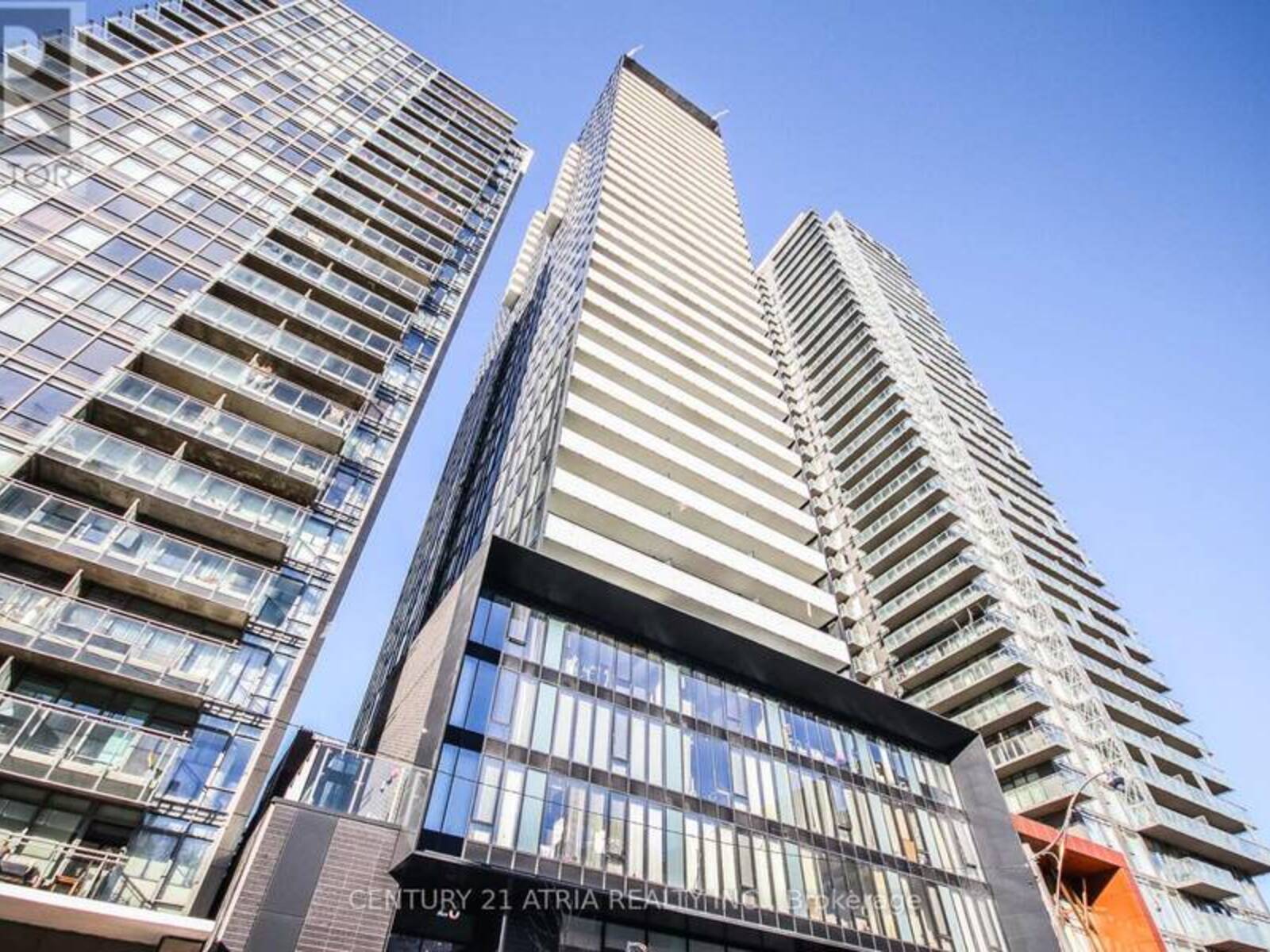 2110 - 28 WELLESLEY STREET E, Toronto, Ontario M4Y 0C4