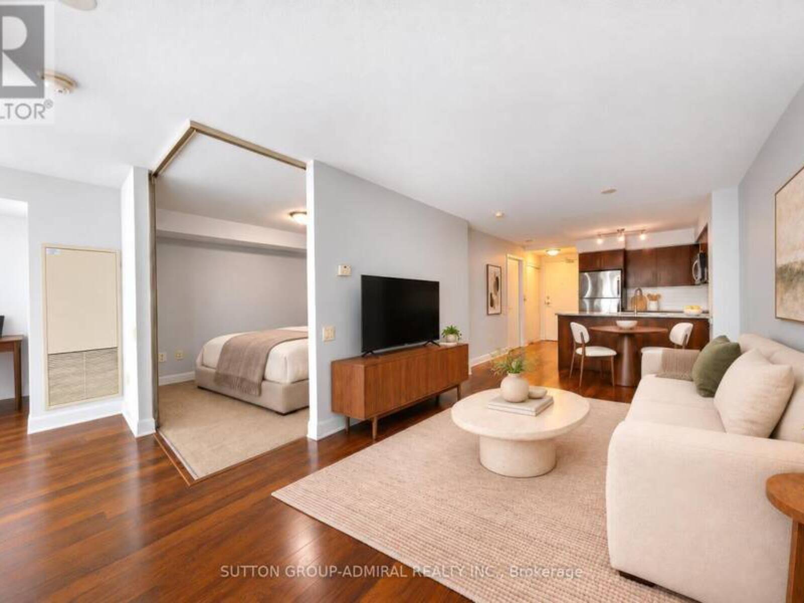 3210 - 2191 YONGE STREET, Toronto, Ontario M4S 3H8