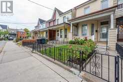 38 GORDON STREET | Toronto Ontario | Slide Image Three