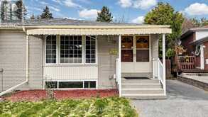 32 CAIRNSIDE CRESCENT | Toronto Ontario | Slide Image One
