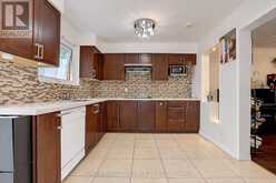 258 HOLLYBERRY TRAIL | Toronto Ontario | Slide Image Six