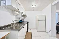 54 SUNDERLAND CRESCENT | Toronto Ontario | Slide Image Forty