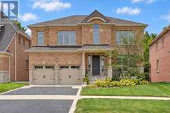 18 PHEASANT DRIVE | Richmond Hill Ontario | Slide Image One