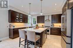 18 PHEASANT DRIVE | Richmond Hill Ontario | Slide Image Fifteen