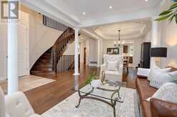 18 PHEASANT DRIVE | Richmond Hill Ontario | Slide Image Eight