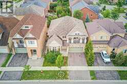 47 TOWNSHIP AVENUE | Richmond Hill Ontario | Slide Image Five