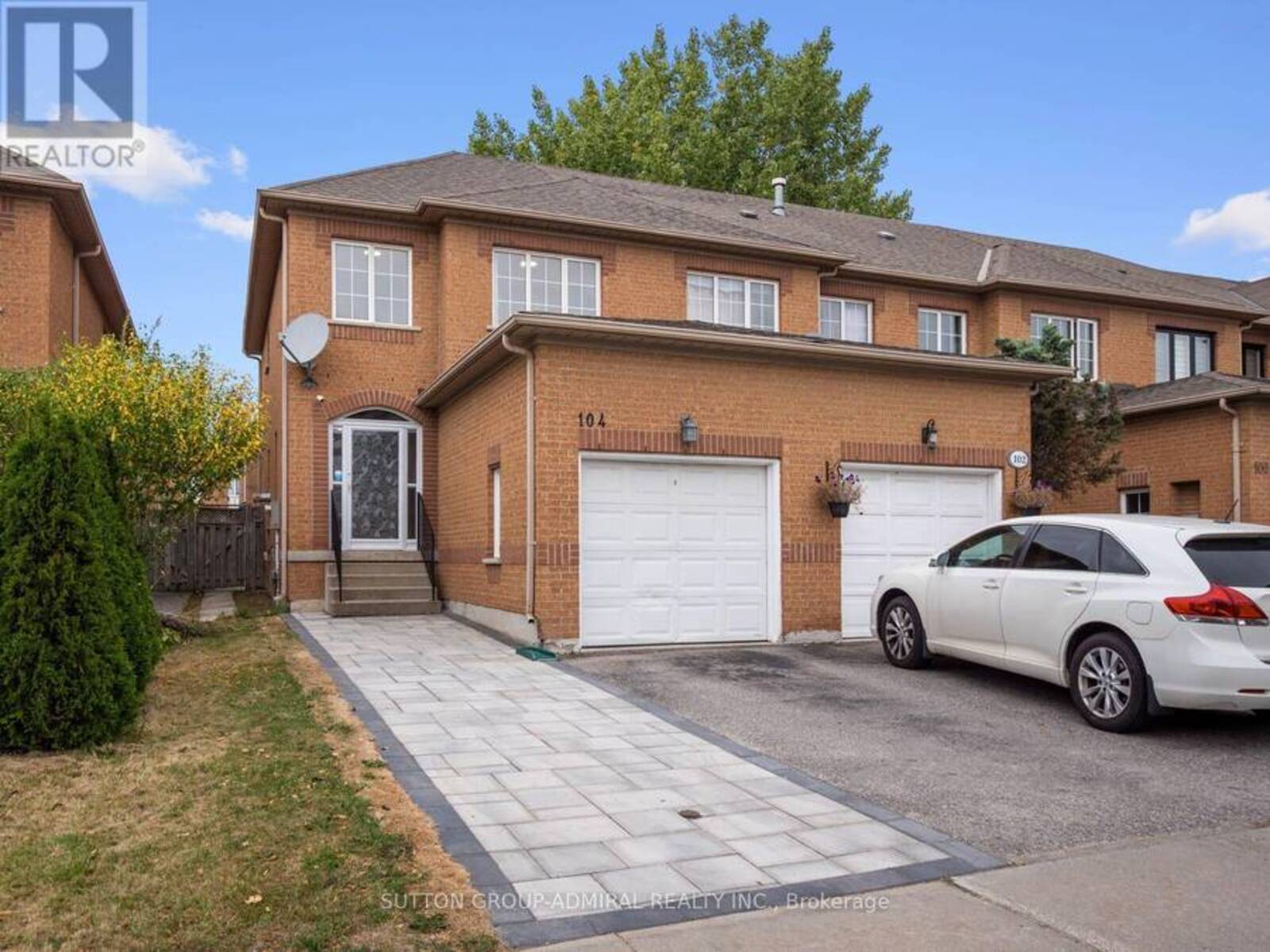 104 PARKTREE DRIVE, Vaughan, Ontario L6A 2R3