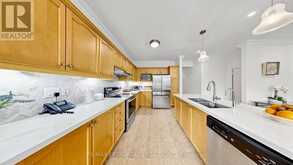 53 CASTLEGLEN BOULEVARD | Markham Ontario | Slide Image Twelve