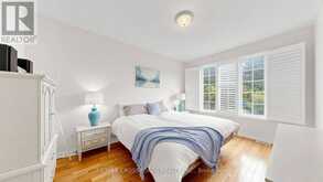 53 CASTLEGLEN BOULEVARD | Markham Ontario | Slide Image Eighteen