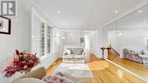 53 CASTLEGLEN BOULEVARD | Markham Ontario | Slide Image Five