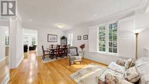 53 CASTLEGLEN BOULEVARD | Markham Ontario | Slide Image Seven