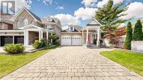 53 CASTLEGLEN BOULEVARD | Markham Ontario | Slide Image Two