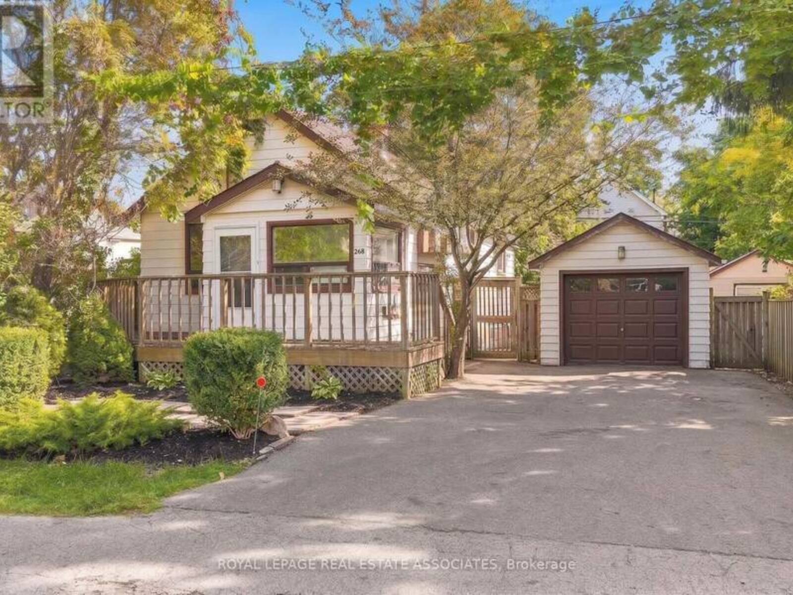 268 TROY STREET, Mississauga, Ontario L5G 1S7