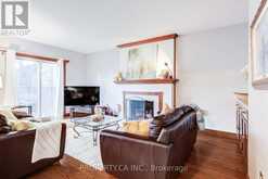 411 FREEMAN CRESCENT | Oakville Ontario | Slide Image Eighteen