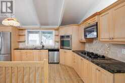 19 BLAIR ATHOL CRESCENT | Toronto Ontario | Slide Image Twelve