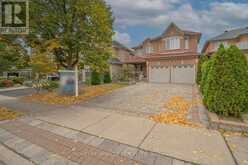 18 HARTWELL GATE | Brampton Ontario | Slide Image Four