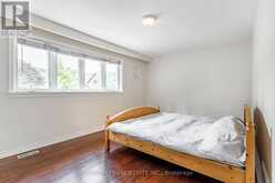 9 CLAY COURT | Toronto Ontario | Slide Image Sixteen