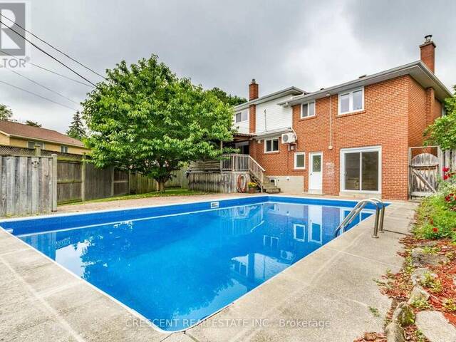 9 CLAY COURT Toronto Ontario, M9A 4S2 - 6 Bedrooms Home For Sale