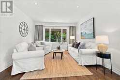 1865 BARSUDA DRIVE | Mississauga Ontario | Slide Image Four