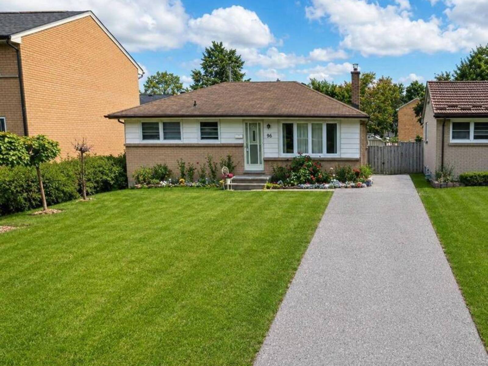 104 QUEENSTON CRESCENT, London, Ontario N5W 1N6