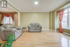 23 AYHART STREET E | Markham Ontario | Slide Image Six