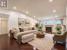 28 HARWOOD DRIVE | Barrie Ontario | Slide Image Five