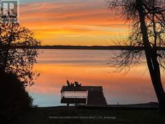 2807 LAKESIDE DRIVE Severn Ontario, L0K 1G0