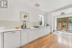 31 WRIGHT AVENUE | Toronto Ontario | Slide Image Thirteen