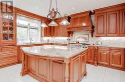 2370 HAMMOND ROAD | Mississauga Ontario | Slide Image Sixteen