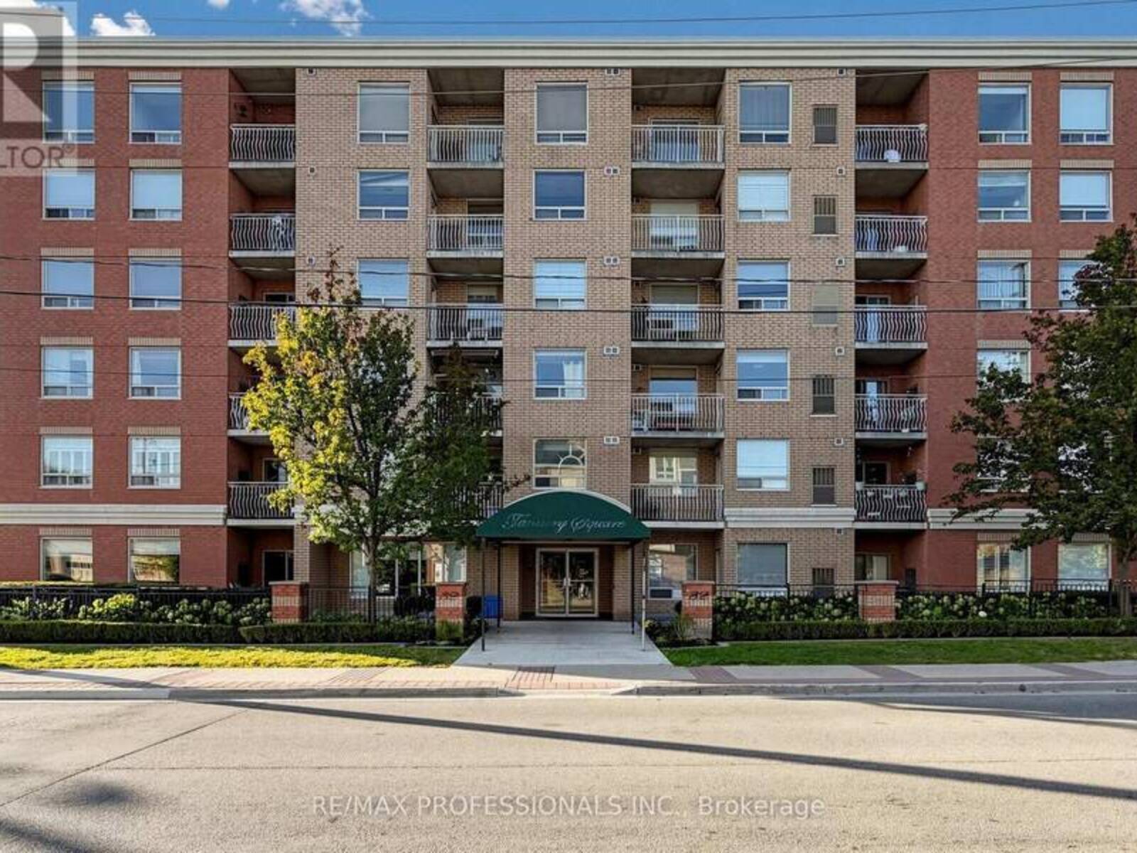 205 - 32 TANNERY STREET, Mississauga, Ontario L5M 6T6