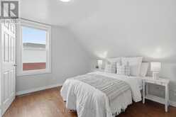 410 BEACH BOULEVARD | Hamilton Ontario | Slide Image Nineteen