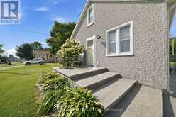 2214 WILLIAM SHAKESPEARE STREET | Perth East Ontario | Slide Image Eight
