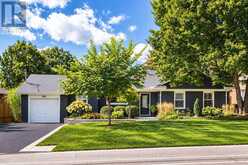 896 EAGLE DRIVE | Burlington Ontario | Slide Image One