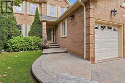 3956 CHADBURN CRESCENT | Mississauga Ontario | Slide Image Four