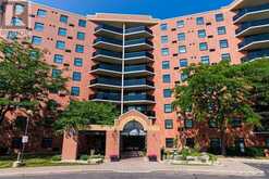 905 - 9 BONHEUR COURT | Brantford Ontario | Slide Image One