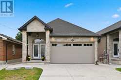 305 CALEDON AVENUE | Hamilton Ontario | Slide Image One