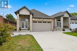 305 CALEDON AVENUE | Hamilton Ontario | Slide Image Forty-three