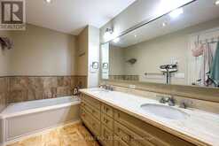 TH9 - 21 BURKEBROOK PLACE | Toronto Ontario | Slide Image Thirty-four